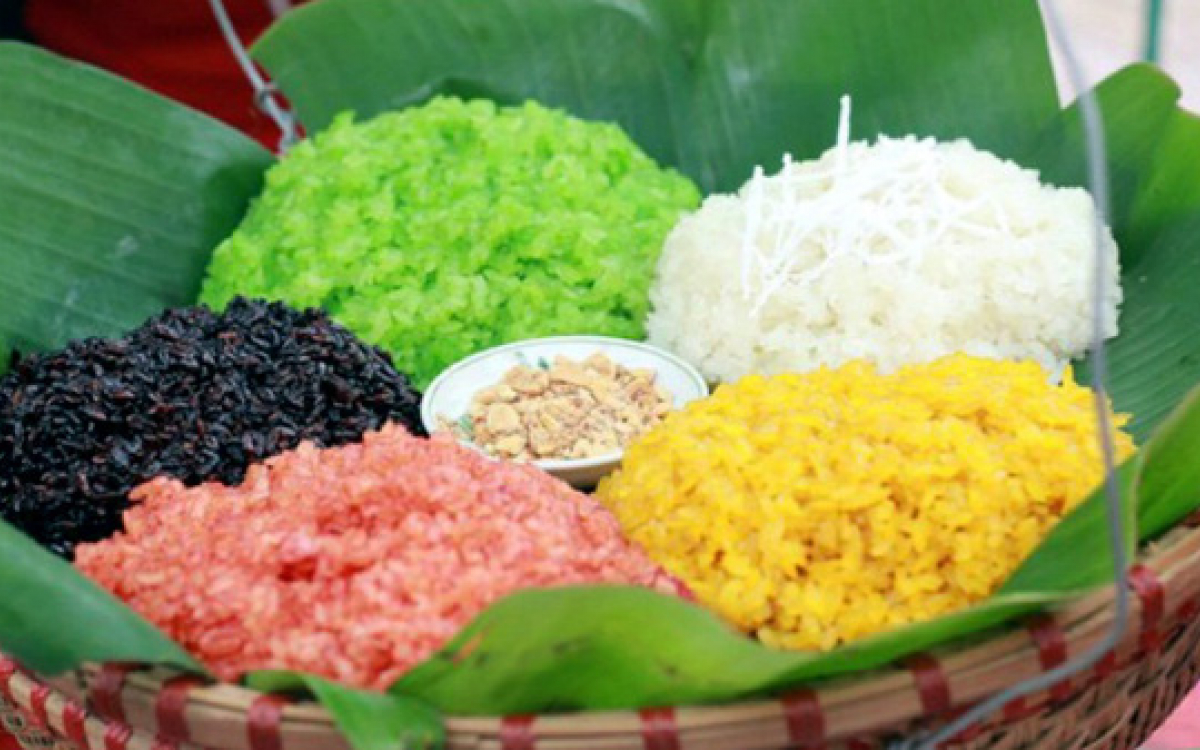 Five-color sticky rice